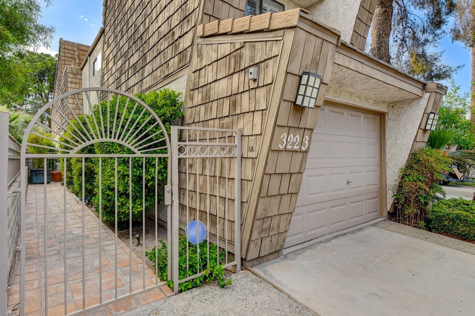 Las Vegas Townhome: 3223 Pinehurst Dr.