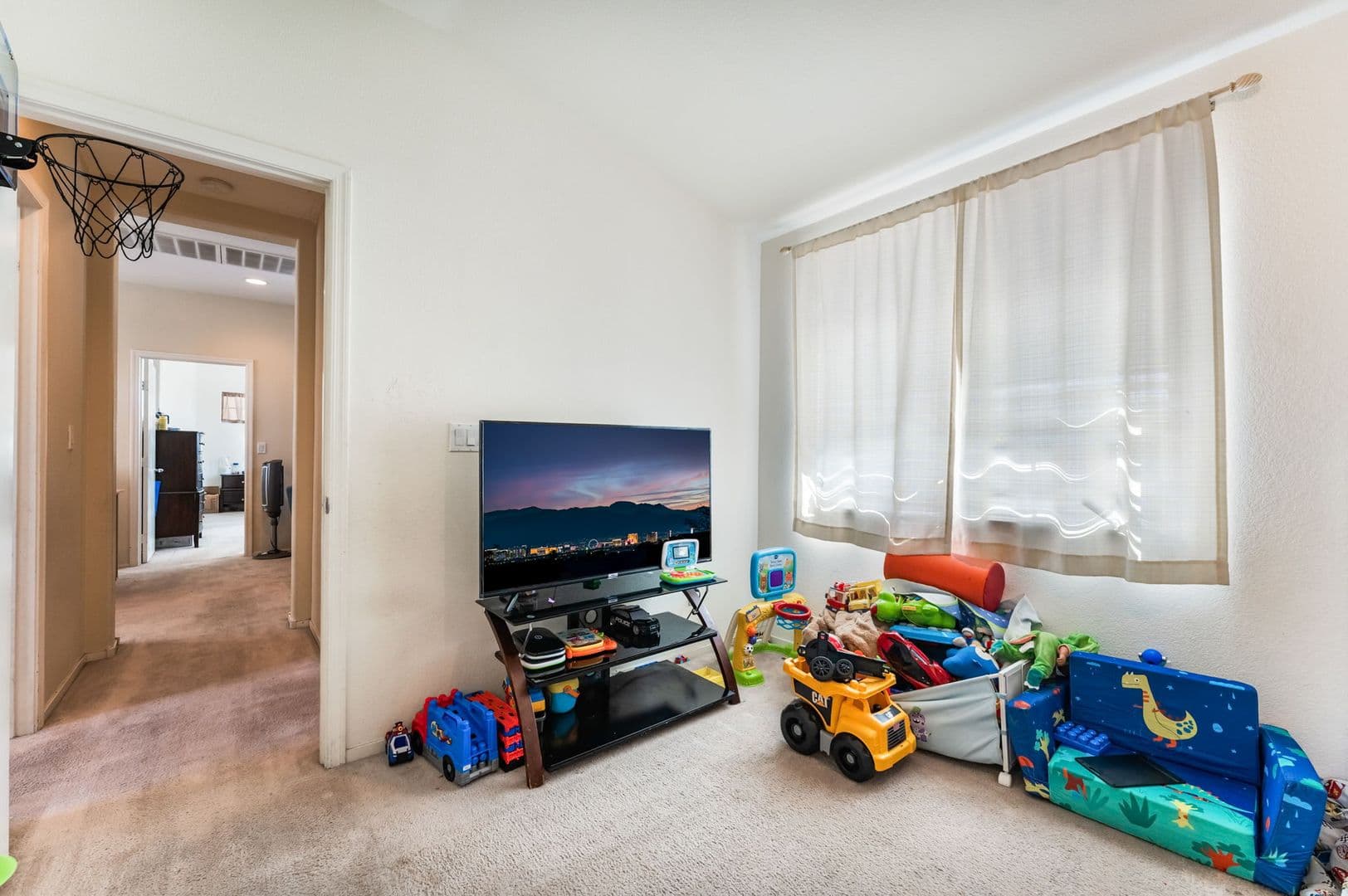 North Las Vegas House: 5537 Punto Del Castello Ct