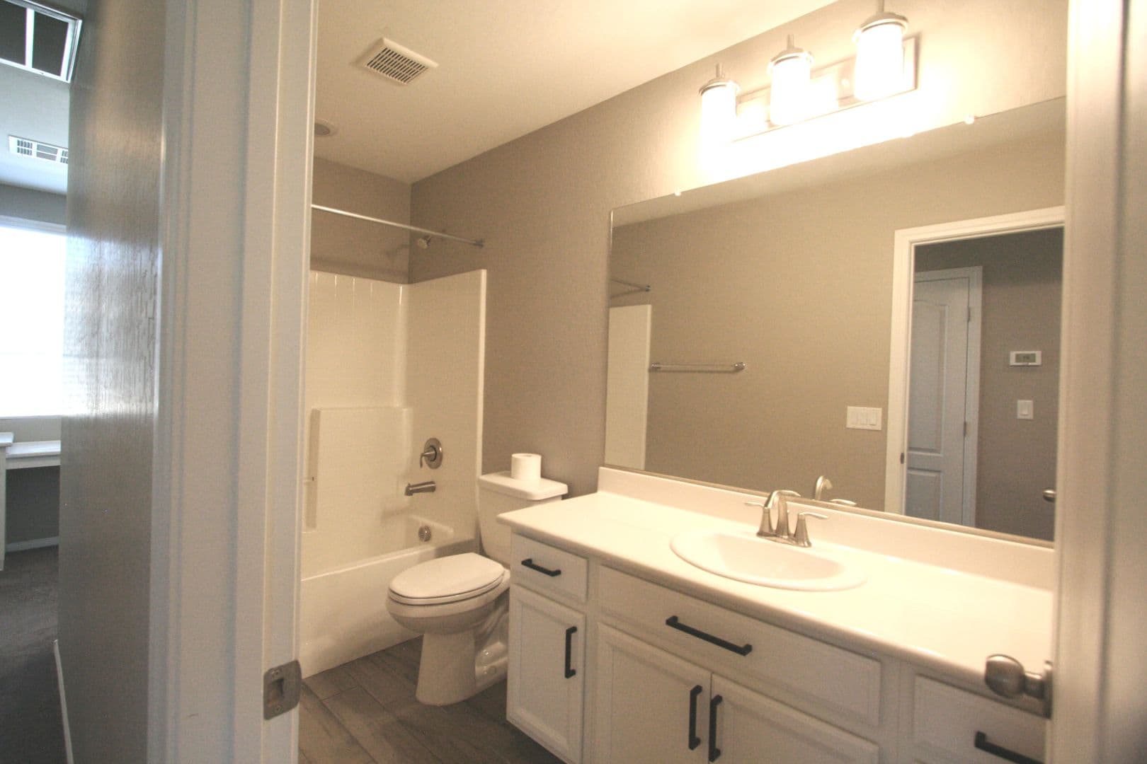Las Vegas House: 7712 Eastham Bay Ave.