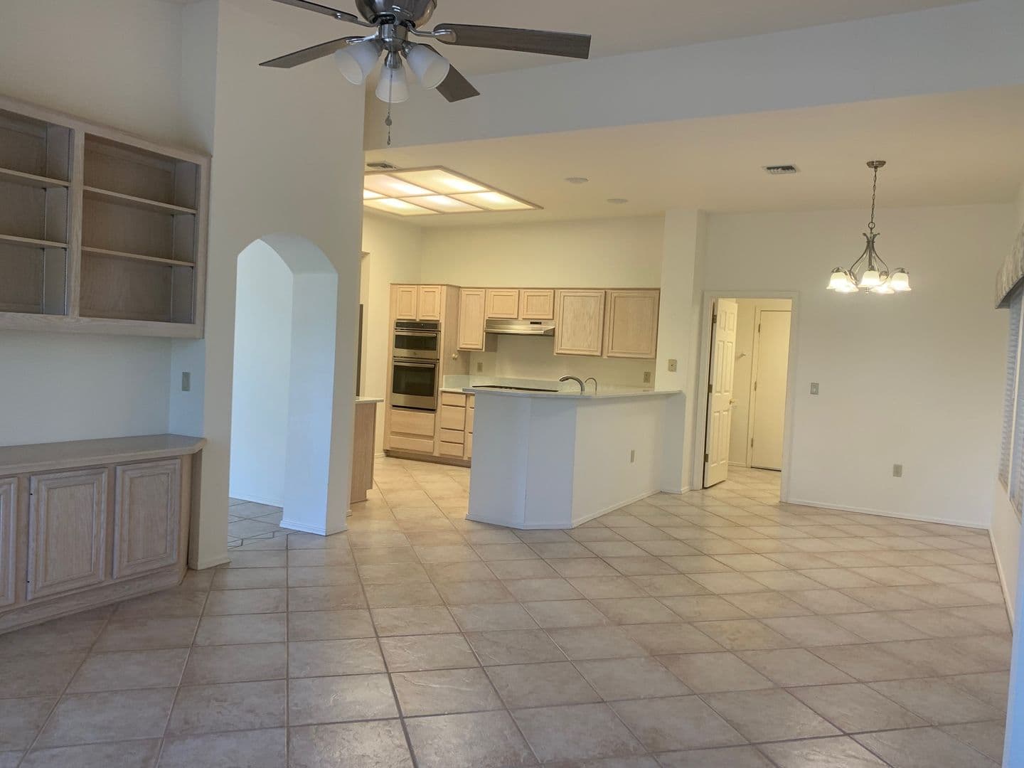 Las Vegas House: 8900 Kingsmill Dr.
