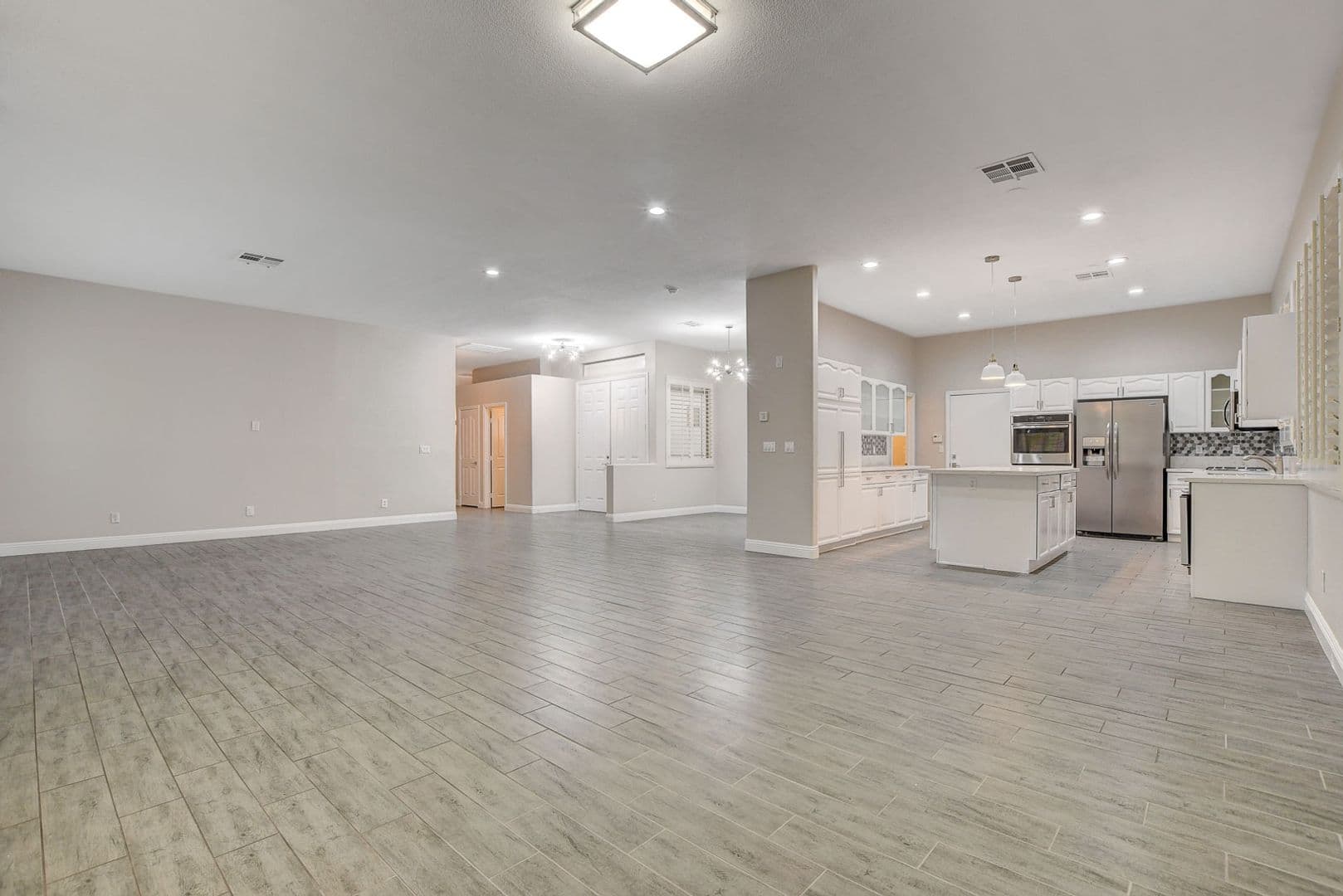 Las Vegas House: 2794 Glen Port St.