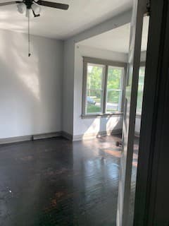 Joliet Apartment: 309 Whittier Avenue