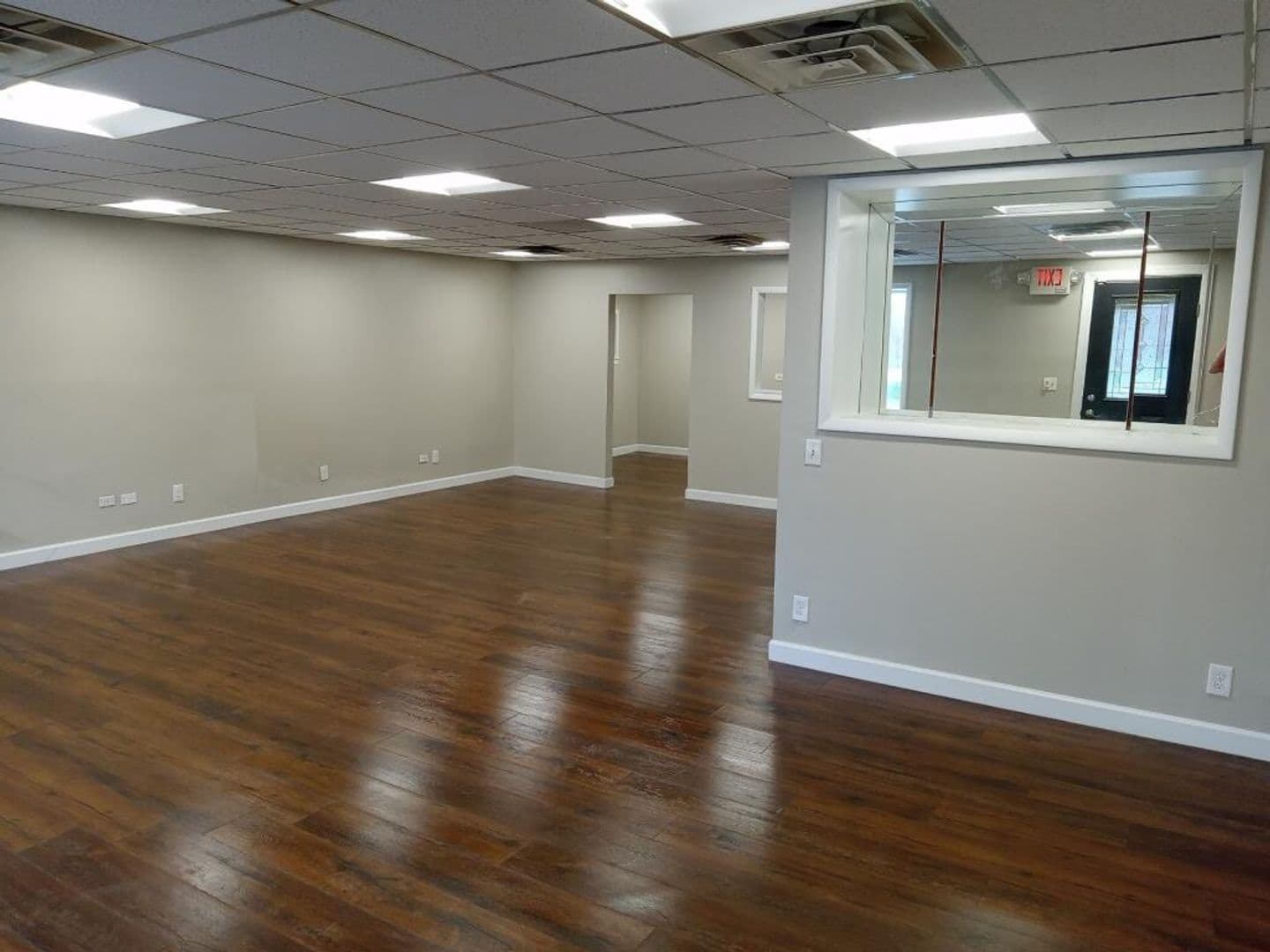 Lemont Apartment: 606 South State Street
