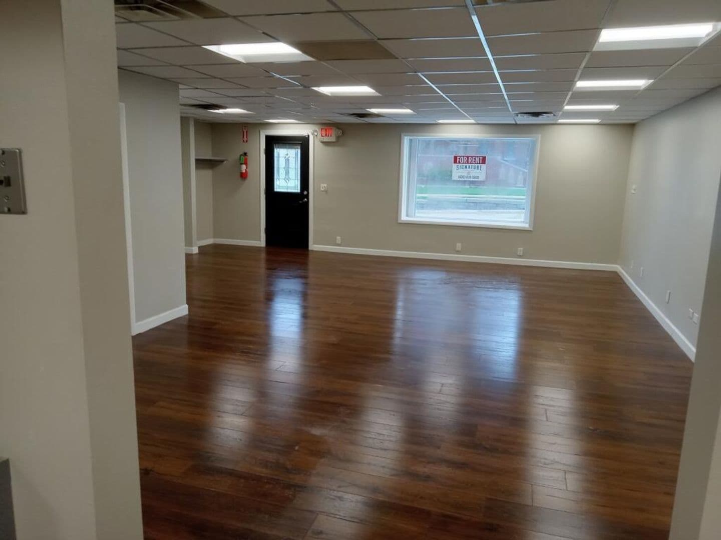 Lemont Apartment: 606 South State Street