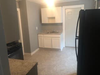 Joliet Apartment: 411 State Street