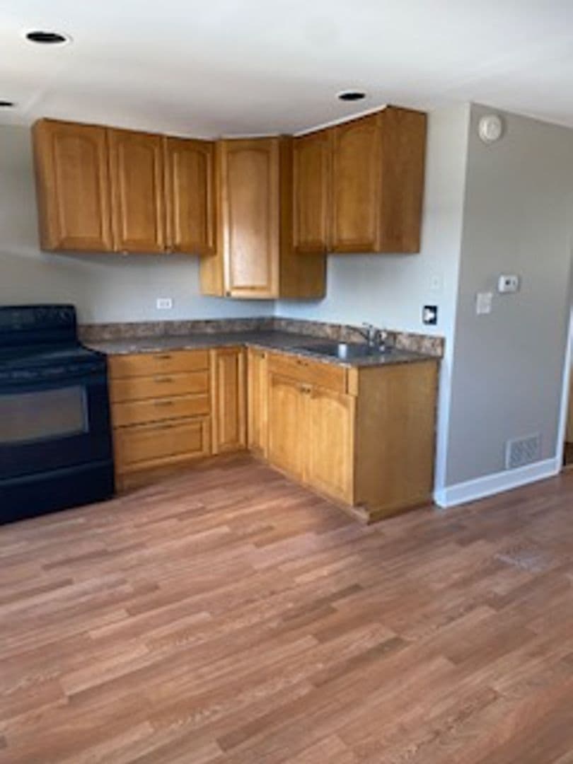 Lemont Apartment: 226-228 Main Street