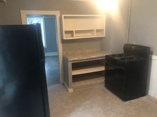 Joliet Apartment: 411 State Street