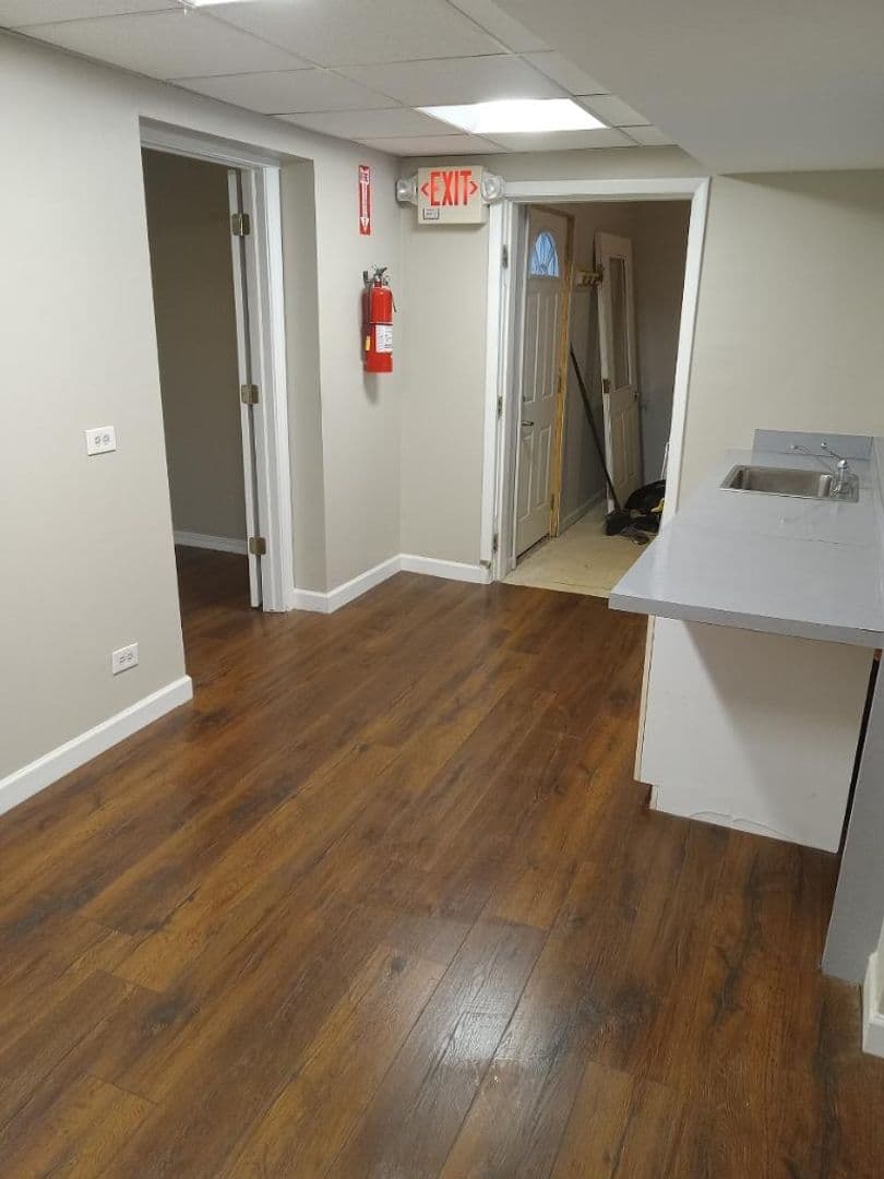 Lemont Apartment: 606 South State Street
