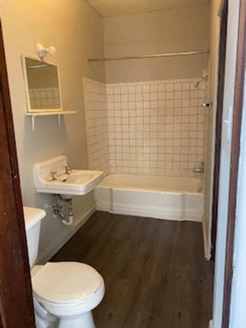 Morris Apartment: 309 Liberty Street