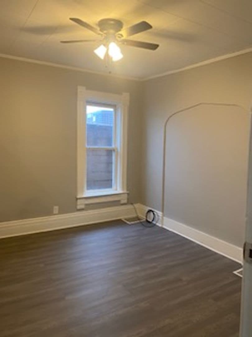 Morris Apartment: 117 West Main Street