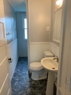 Joliet Apartment: 309 Whittier Avenue