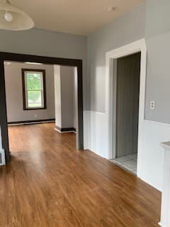 Joliet House: 619 Plainfield Road
