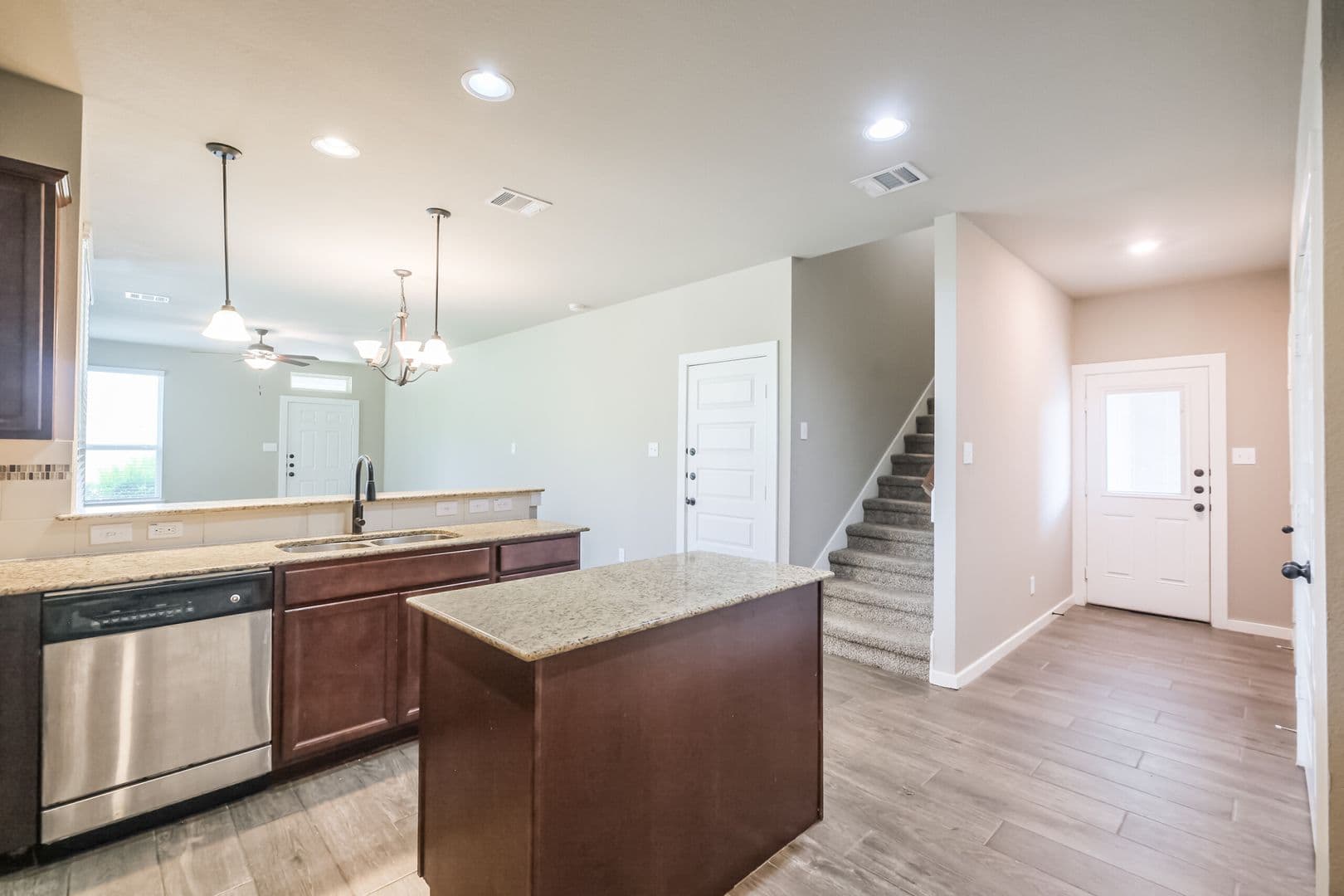 Conroe Apartment: 146 Parkgate