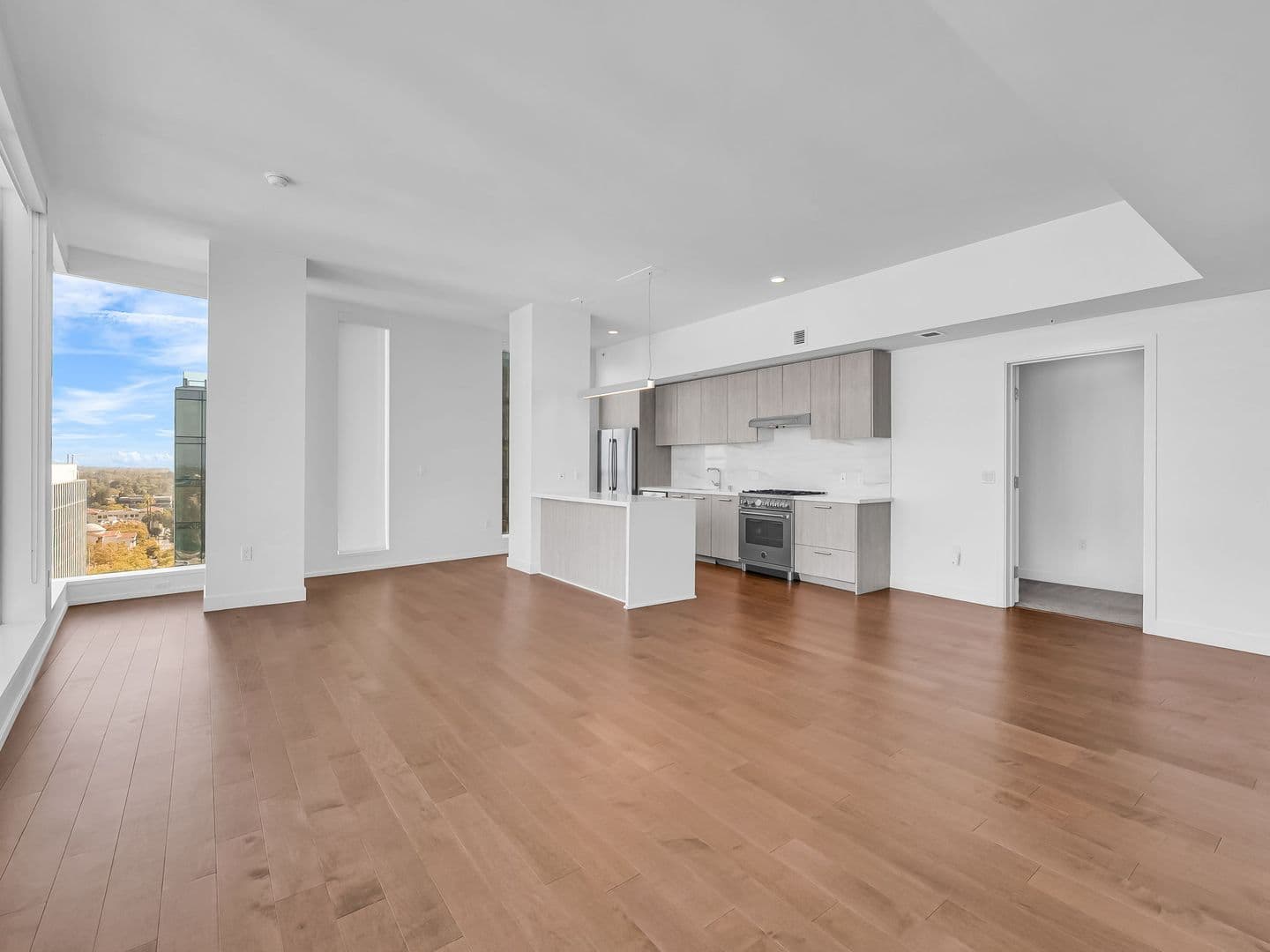 San Jose Condo: 188 W. St. James St., #11601
