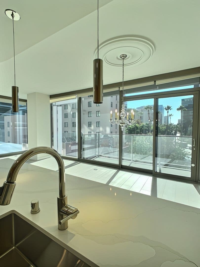 San Jose Condo: 38 N. Almaden Blvd., #500
