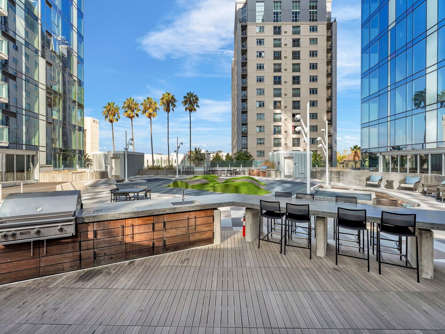 San Jose Condo: 188 W. St. James St., #11601