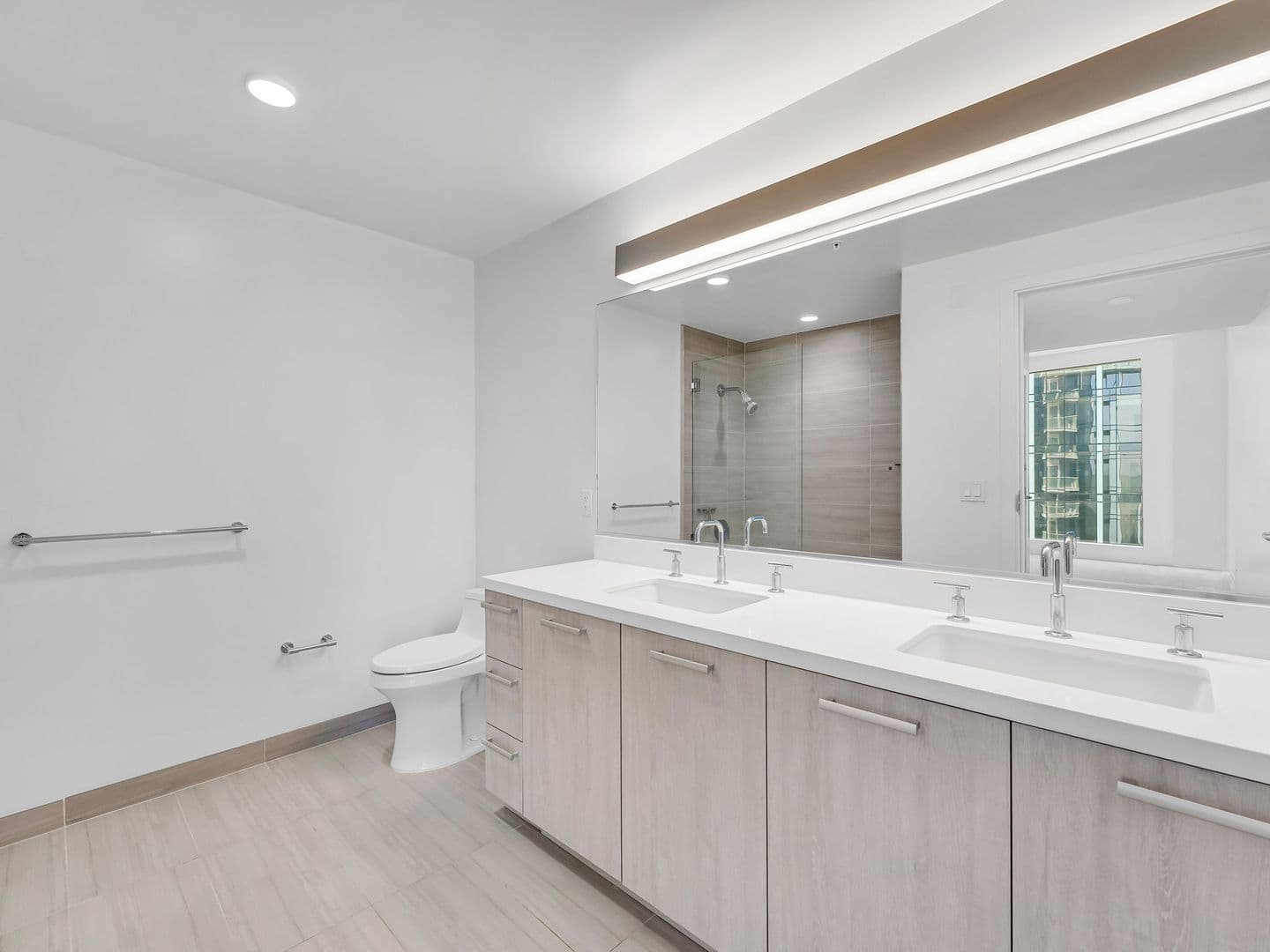 San Jose Condo: 188 W. St. James St., #11601