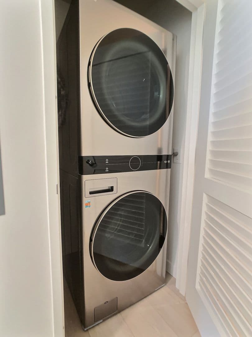 San Jose Condo: 38 N. Almaden Blvd., #500