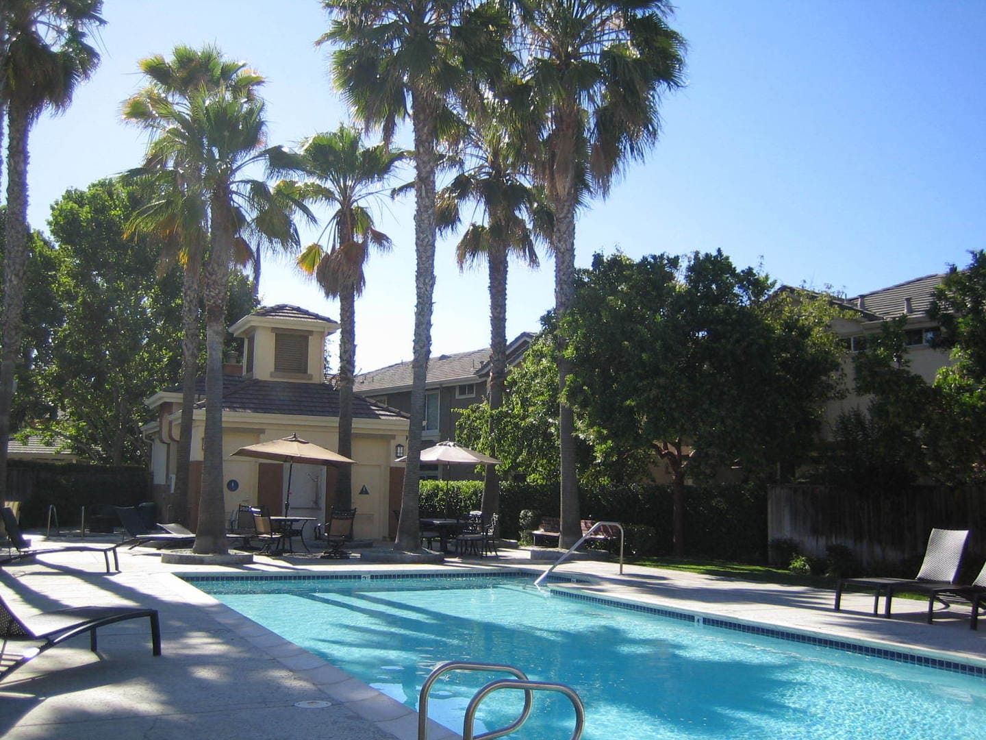 San Jose Townhome: 444 Ribbonwood Avenue