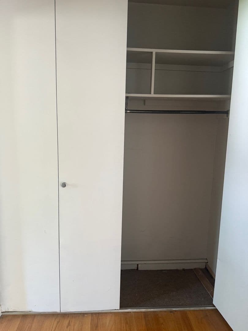 Royal Oak Apartment: 122 N Lafayette