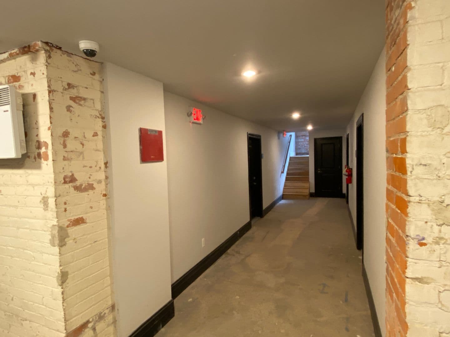 Detroit Apartment: 51 W Palmer