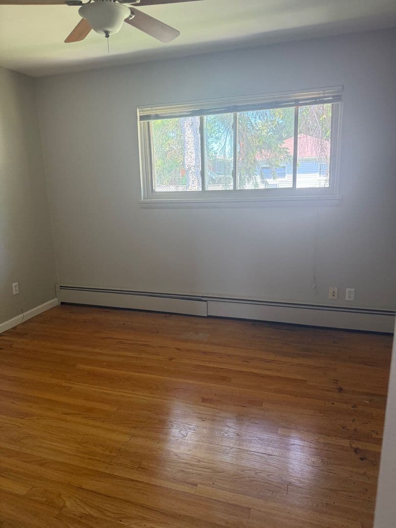 Royal Oak Apartment: 122 N Lafayette