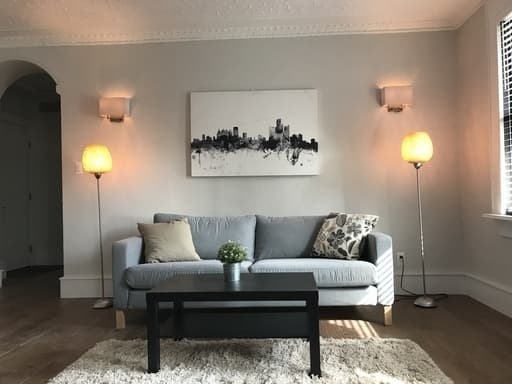 Detroit Apartment: 1000 Van Dyke Street