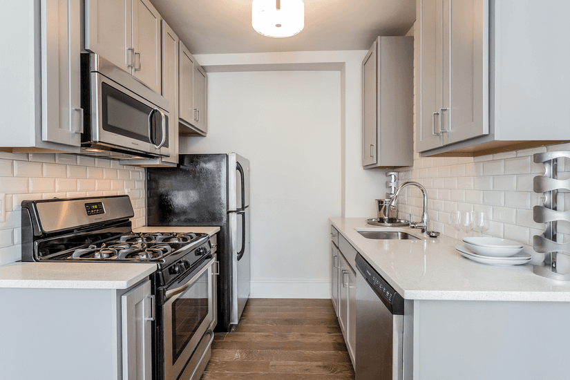 Detroit Apartment: 1000 Van Dyke Street