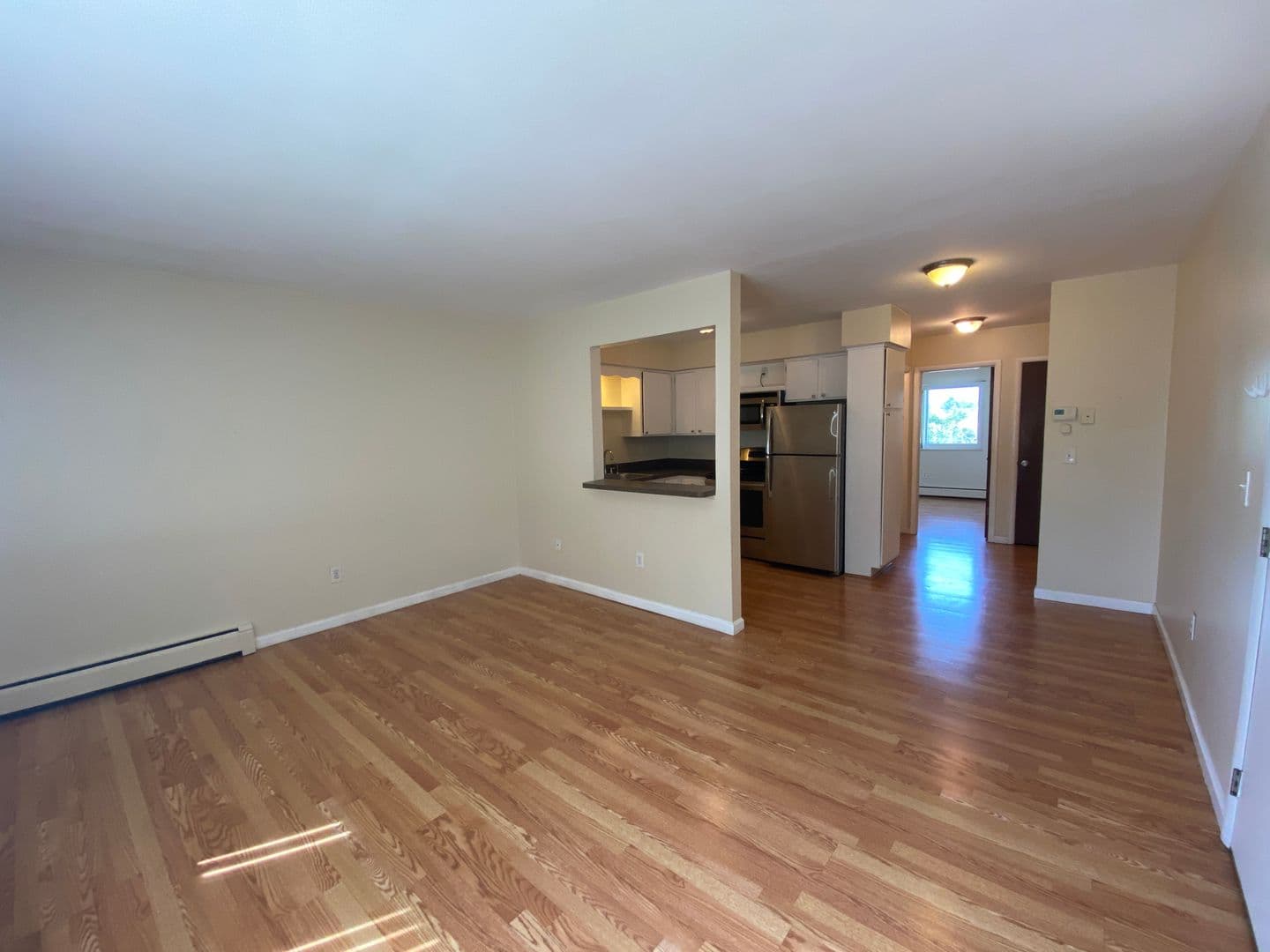Royal Oak Apartment: 4905 Briarwood