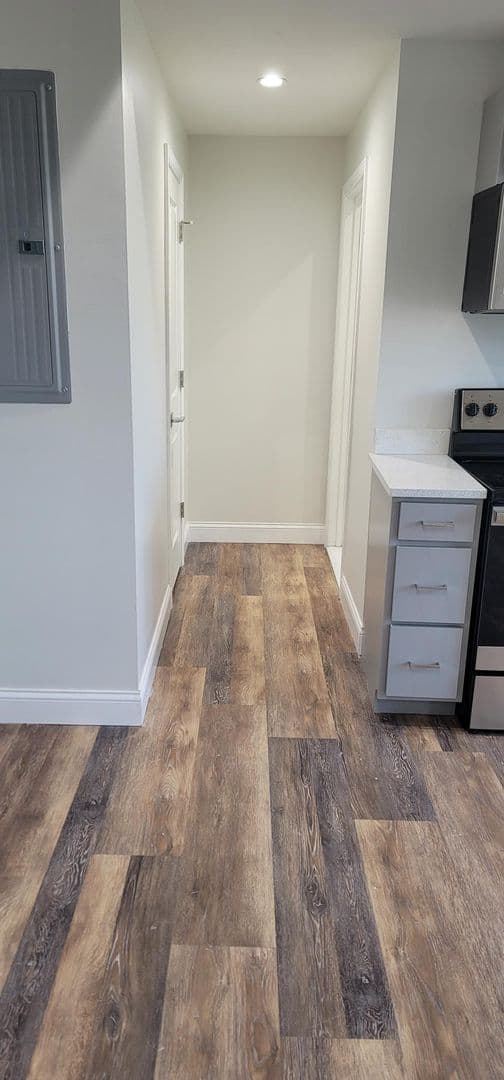 Detroit Apartment: 741 Seward St