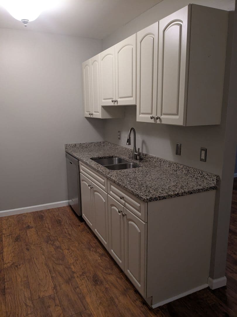 Fenton Apartment: 205 Trealout Drive