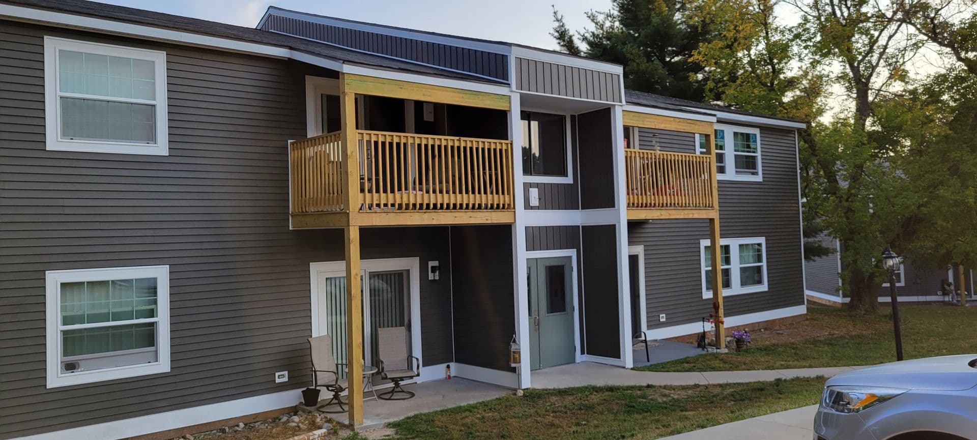 East Jordan Apartment: 413 S. Lake St.