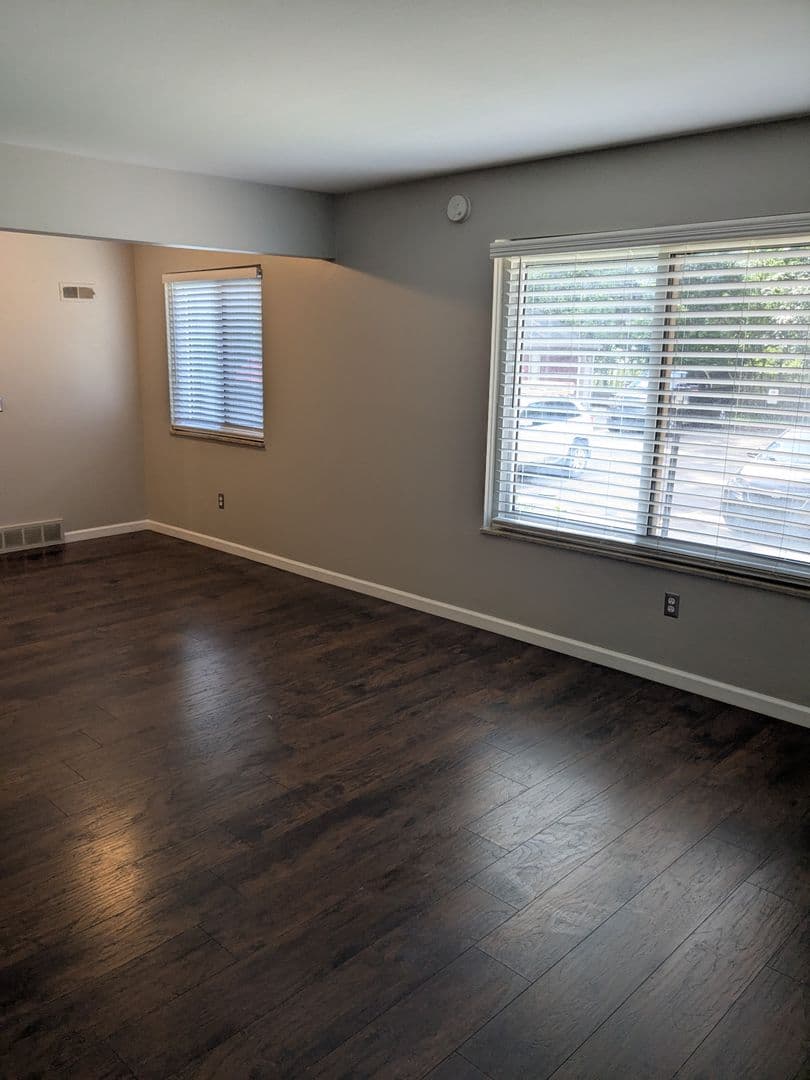 Fenton Apartment: 205 Trealout Drive
