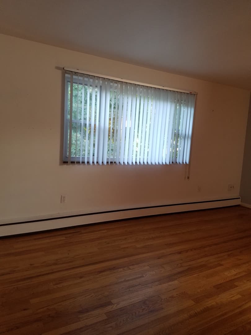 Royal Oak Apartment: 206 N Lafayette