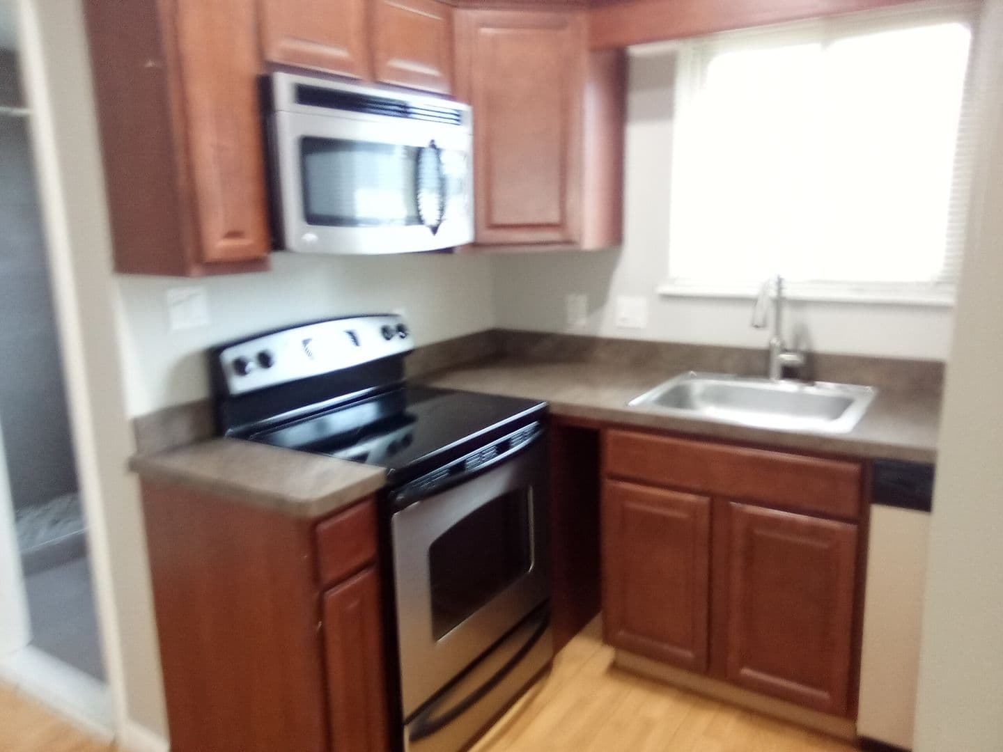 Royal Oak Apartment: 122 N Lafayette