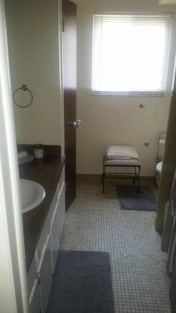Clawson Apartment: 919 N Main