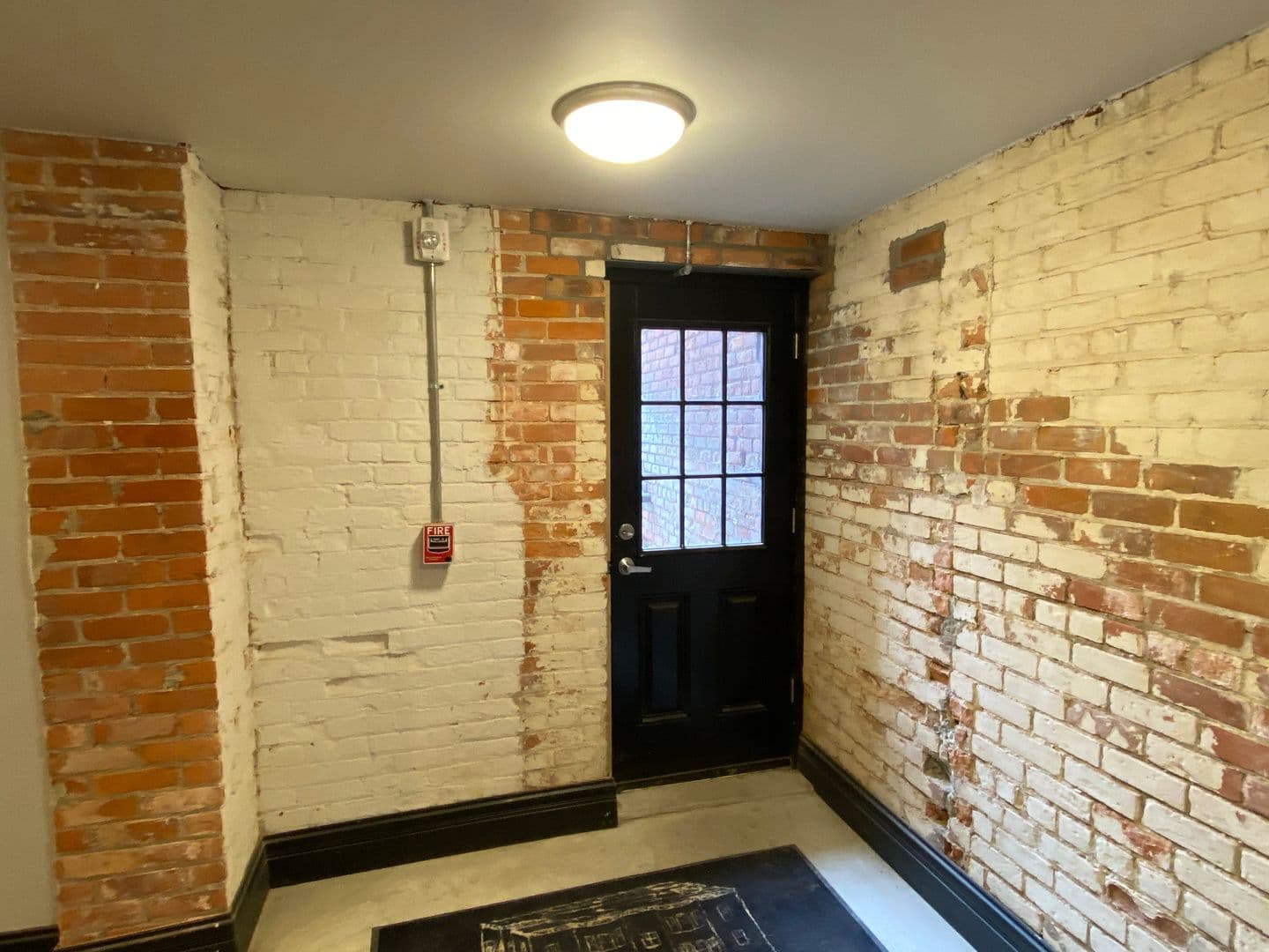 Detroit Apartment: 51 W Palmer