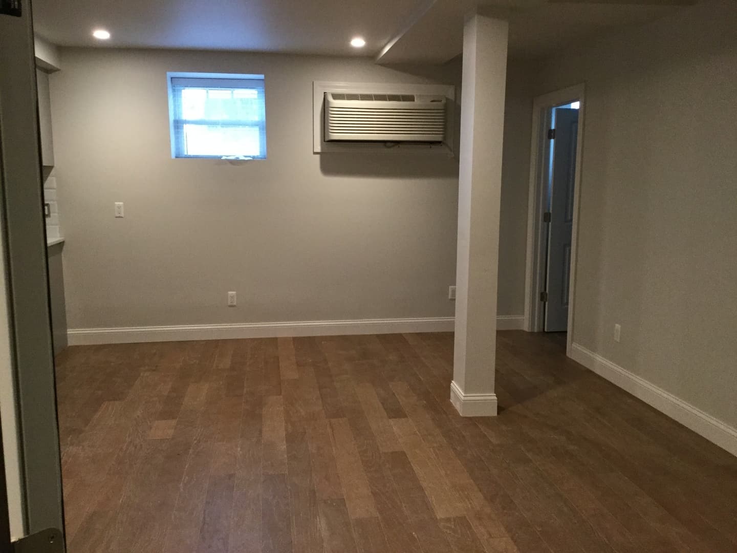 Detroit Apartment: 51 W Palmer