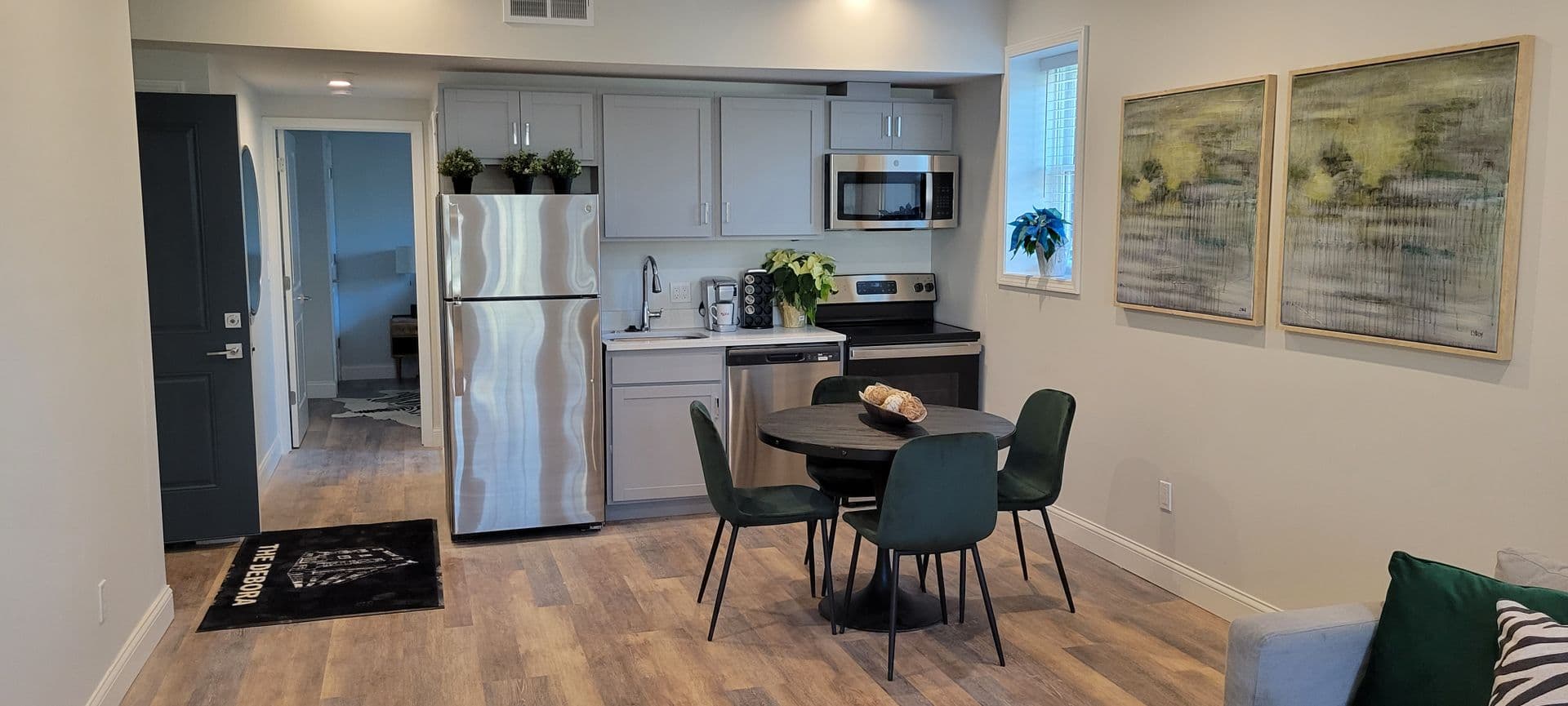 Detroit Apartment: 741 Seward St