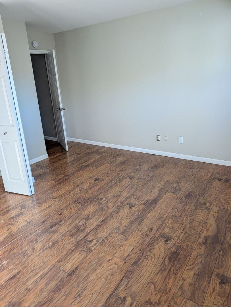 Fenton Apartment: 205 Trealout Drive