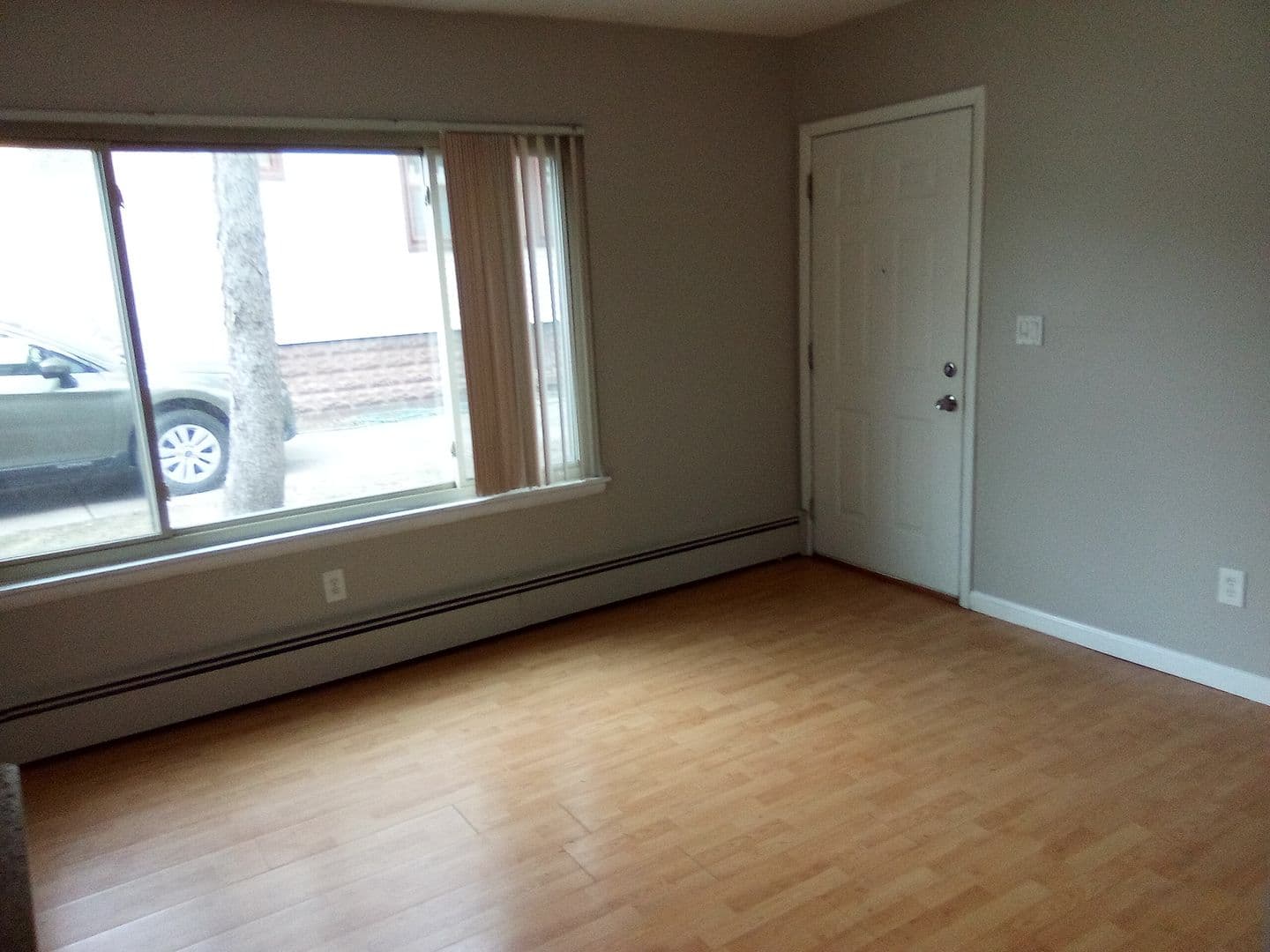 Royal Oak Apartment: 122 N Lafayette