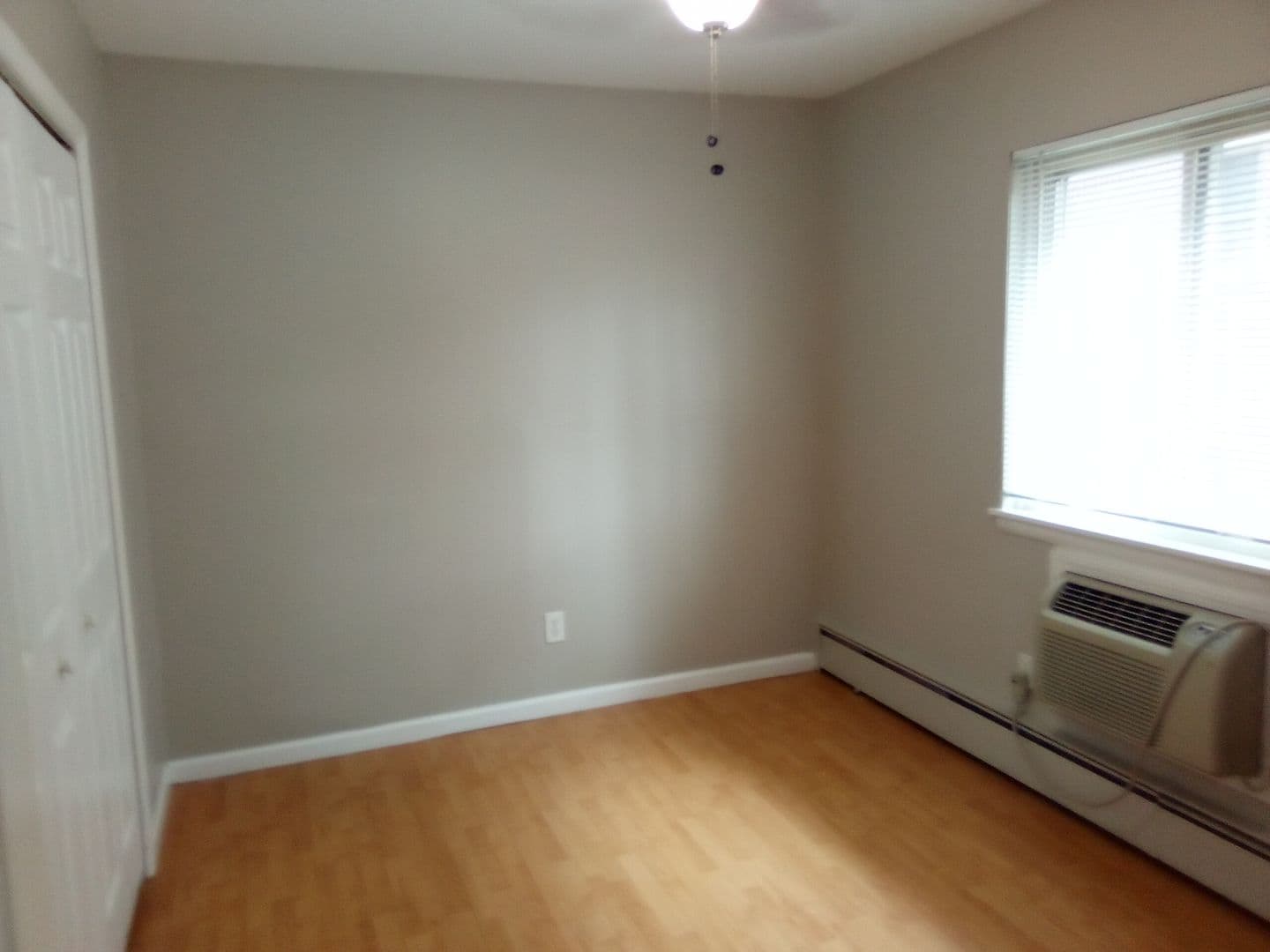 Royal Oak Apartment: 122 N Lafayette