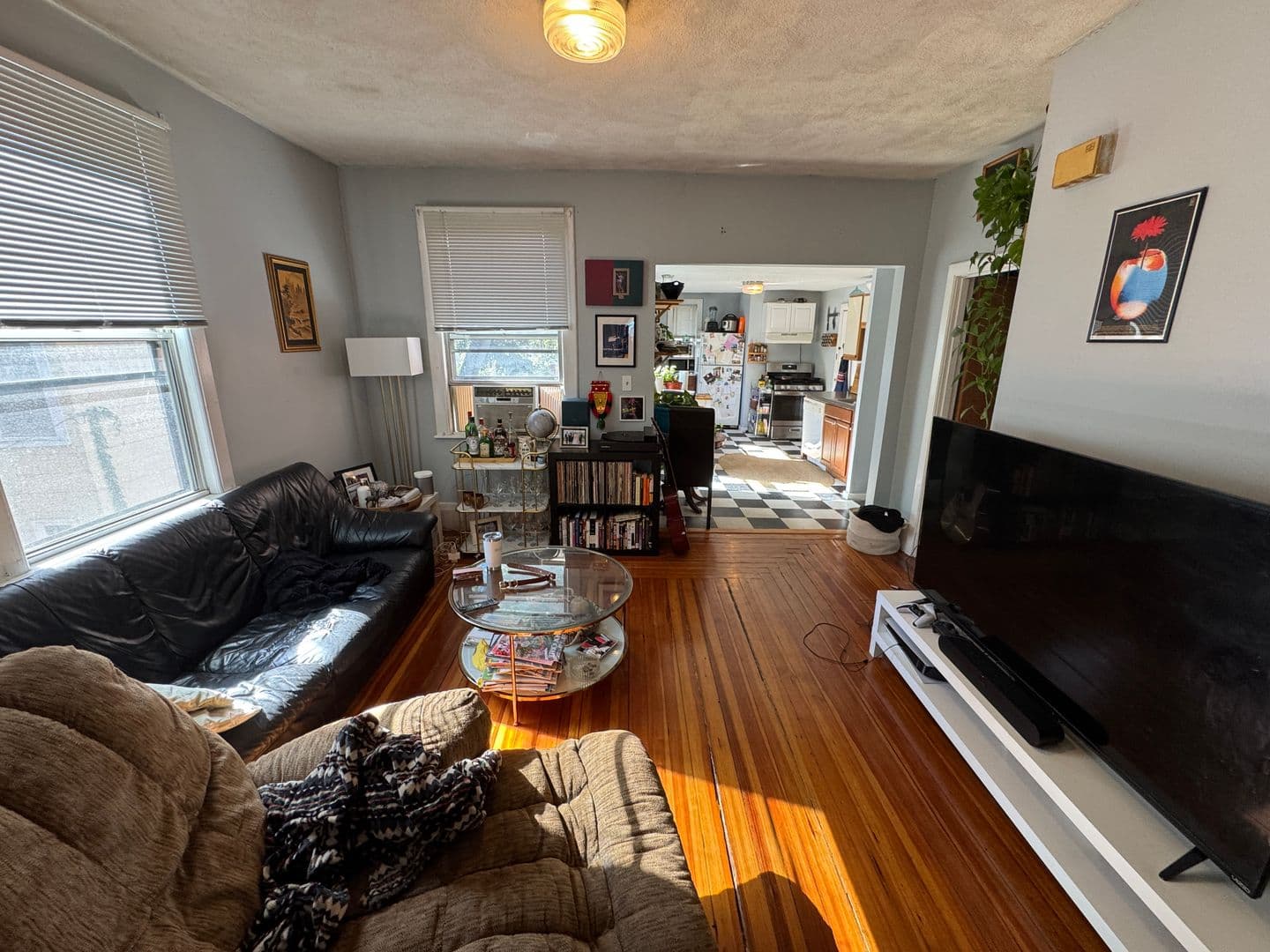 Somerville Apartment: 190-192 Holland St