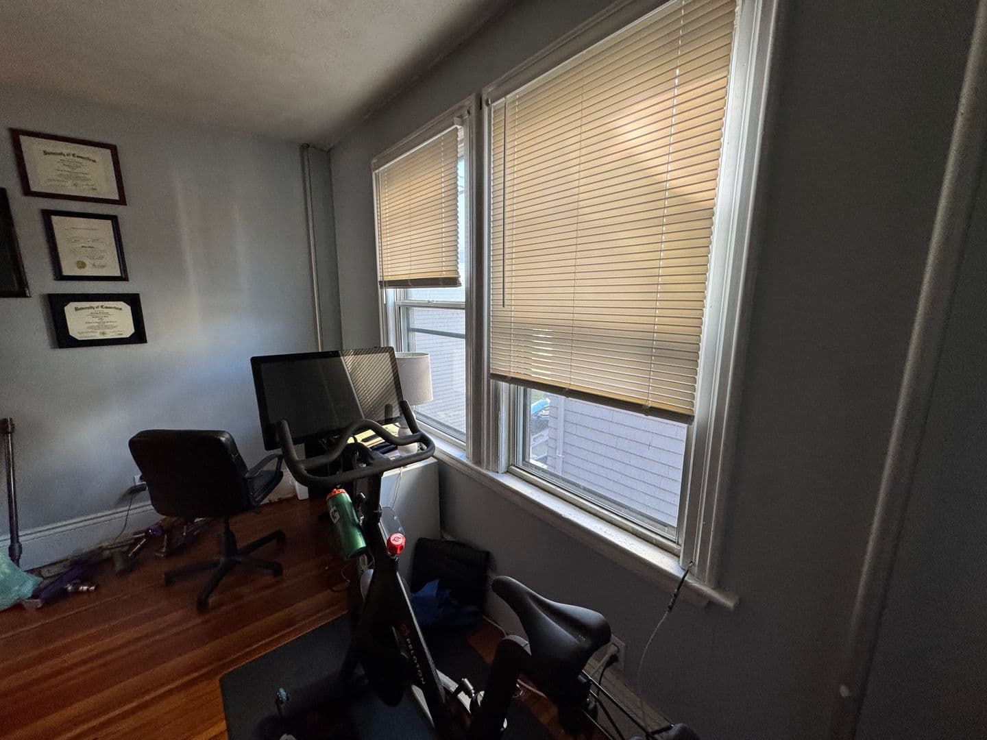 Somerville Apartment: 190-192 Holland St