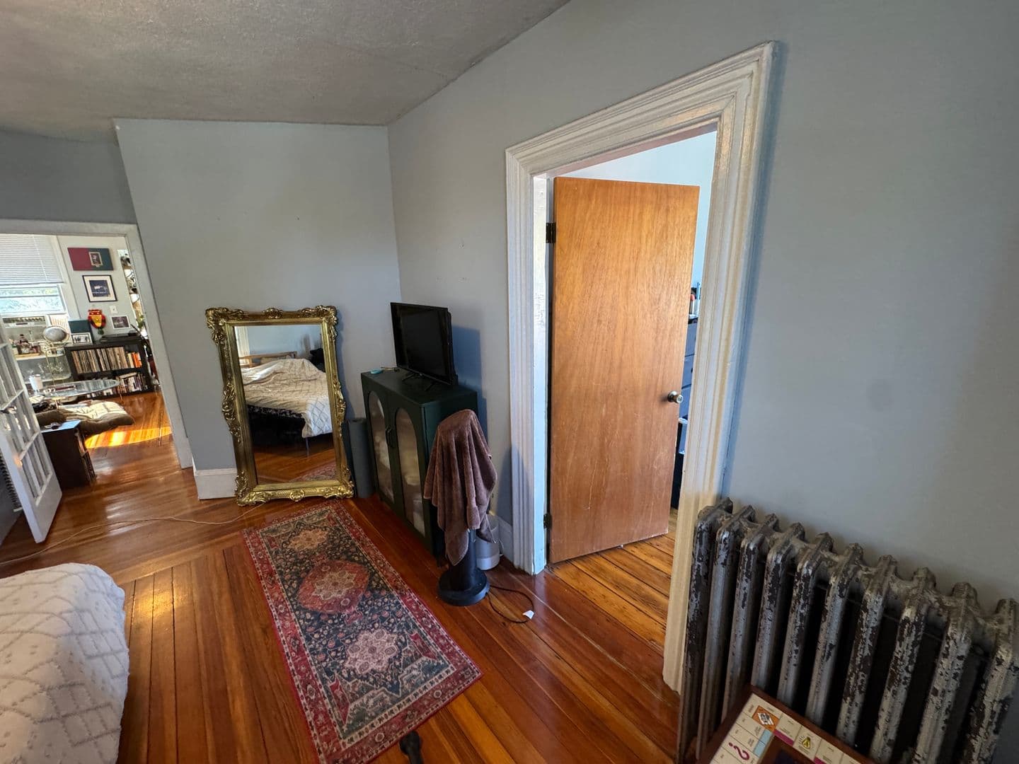 Somerville Apartment: 190-192 Holland St