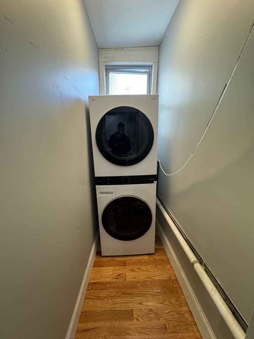 Somerville Apartment: 13 Spring St