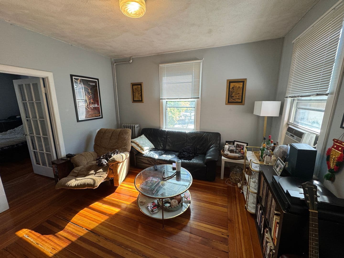 Somerville Apartment: 190-192 Holland St