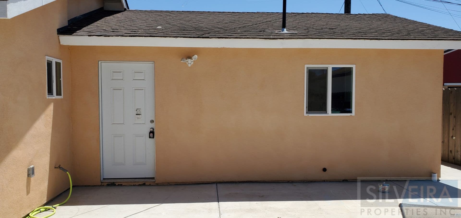 Santa Maria Apartment: 1390 Yale Place