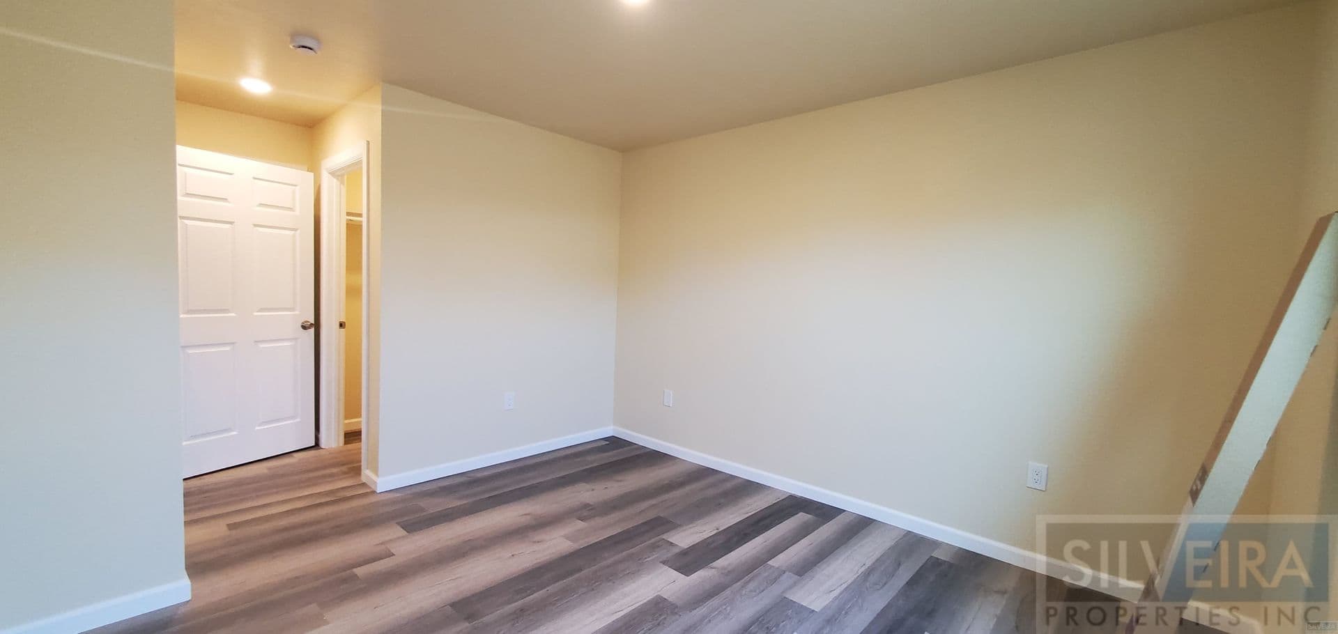 Santa Maria Apartment: 1390 Yale Place