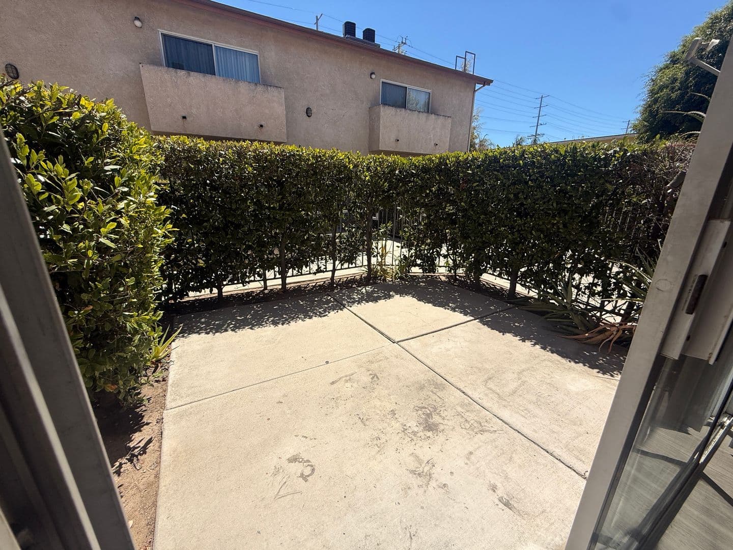 North Hollywood Apartment: 12950 Hartland Street